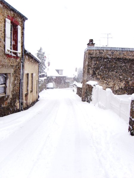 Raphaëlle, Agon-Coutainville sous la neige 0110